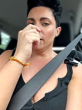 LukeLouHarvey online show from 10/17/25, 05:21