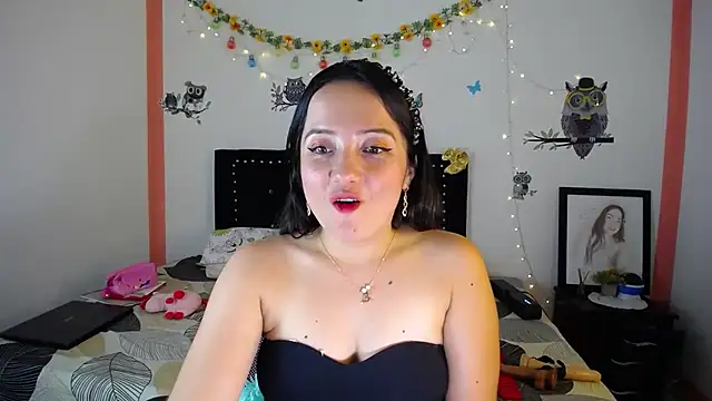 naughty girl 4u online show from 01/22/25, 09:21