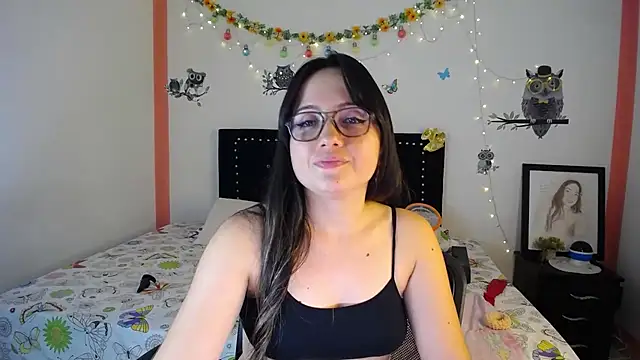 naughty girl 4u online show from 02/22/25, 06:41