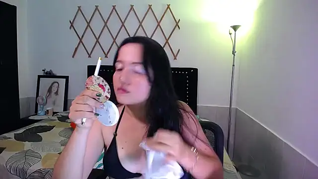 naughty girl 4u online show from 09/22/25, 08:11