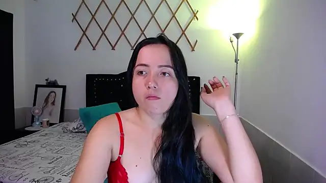 naughty girl 4u online show from 09/28/25, 01:38