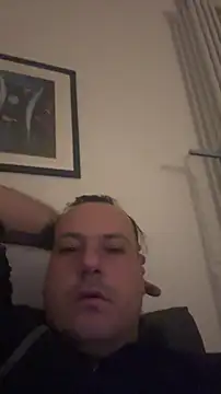 Snapshot of Lovemilf6969@xh chatting on 11/07/25, 09:37 Lovemilf6969xh online show from 11/07/25, 09:37