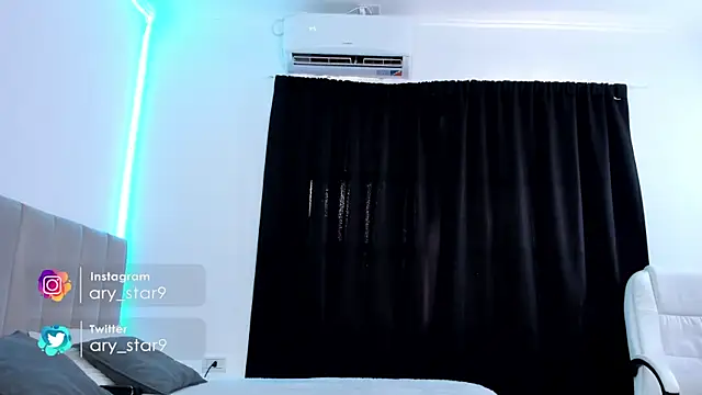 Snapshot of Alison_Miller9 chatting on 01/08/25, 10:15 Alison Miller9 online show from 01/08/25, 10:15