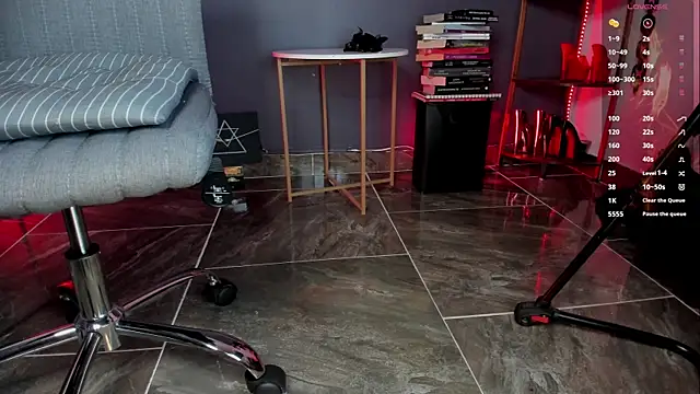 goddessalice online show from 10/24/25, 08:05