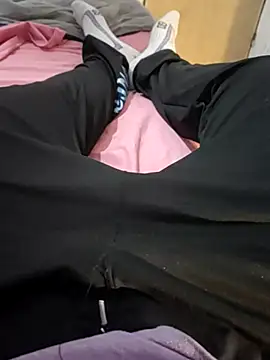 Snapshot of Cba365 chatting on 11/22/25, 03:27 Cba365 online show from 11/22/25, 03:27