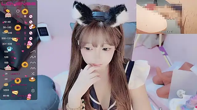 Snapshot of TUTU-new chatting on 03/14/25, 06:21 TUTU-new online show from 03/14/25, 06:21