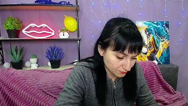 Snapshot of NinaFlawlees chatting on 01/22/25, 10:37 NinaFlawlees online show from 01/22/25, 10:37