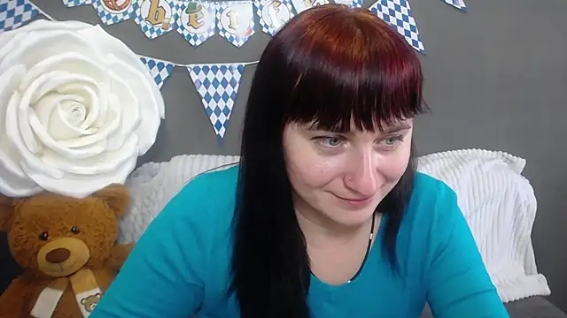 Snapshot of NinaFlawlees chatting on 10/04/25, 12:03 NinaFlawlees online show from 10/04/25, 12:03