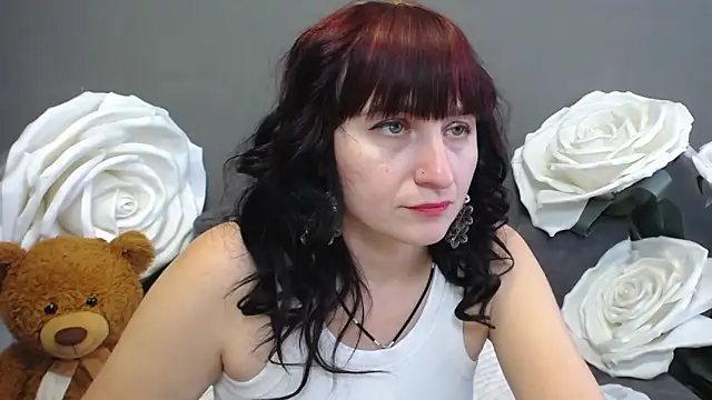 NinaFlawlees online show from 10/14/25, 11:55