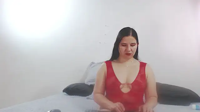 zohe  online show from 10/16/25, 02:40