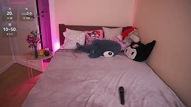 PenellopaRaw online show from 11/15/25, 12:19