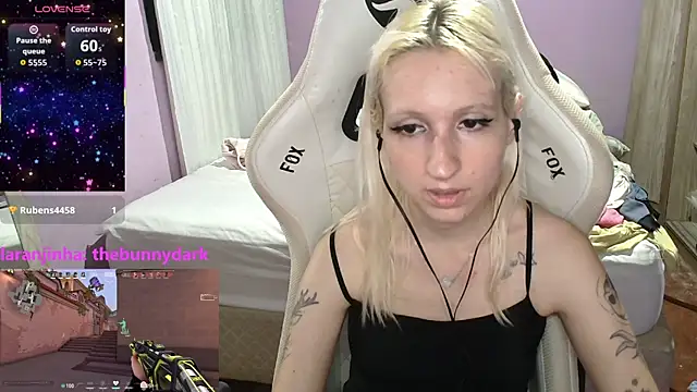 bunnydark00 online show from 11/21/25, 12:32