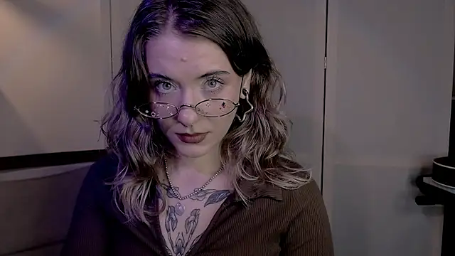 risha laas online show from 12/05/24, 04:01