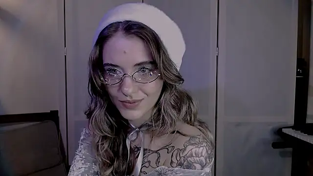 risha laas online show from 12/24/24, 06:17