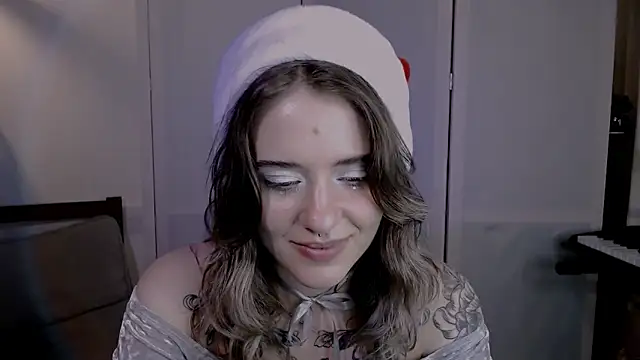 risha laas online show from 12/24/24, 09:22