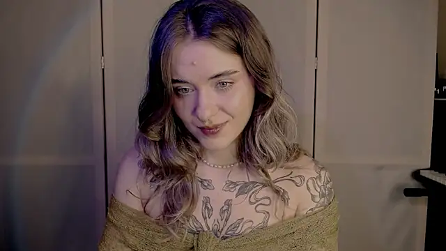 risha laas online show from 01/25/25, 06:46