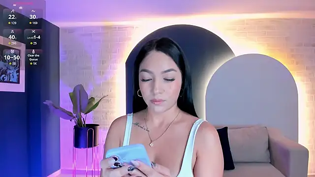 RossieRhoades online show from 10/21/25, 07:58