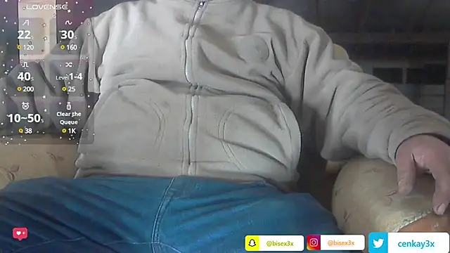Snapshot of masculine_bear_daddy chatting on 01/05/25, 05:41 masculine bear daddy online show from 01/05/25, 05:41