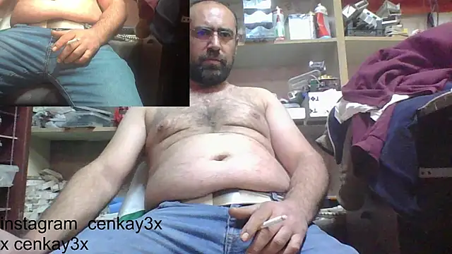 Snapshot of masculine_bear_daddy chatting on 01/31/25, 06:47 masculine bear daddy online show from 01/31/25, 06:47