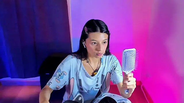 NanaRott online show from 11/22/25, 09:25