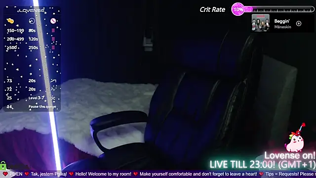 strawberry muffin online show from 02/03/25, 05:56