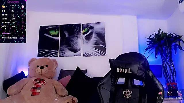 Sophiesweet5 online show from 02/02/25, 05:48