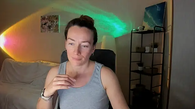 Snapshot of RebeccaMartinez chatting on 11/09/25, 07:28 RebeccaMartinez online show from 11/09/25, 07:28