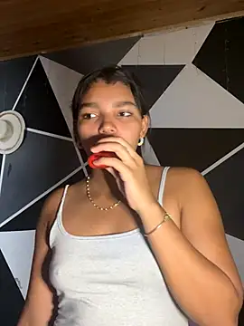 emilyharber online show from 10/07/25, 07:44