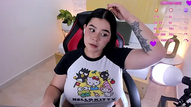 Snapshot of daniela_hornny chatting on 12/07/24, 02:42 daniela hornny online show from 12/07/24, 02:42