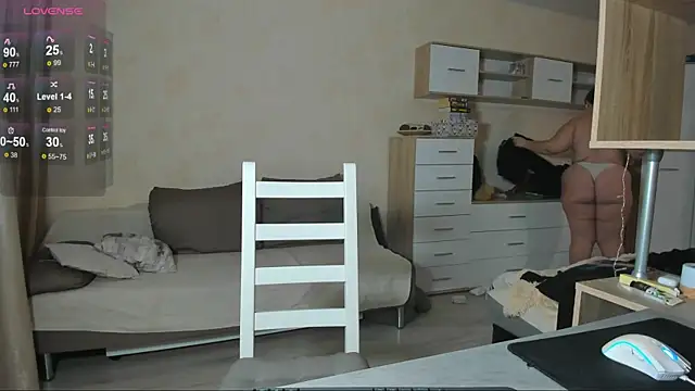Snapshot of Comprom1se chatting on 01/30/25, 06:32 Comprom1se online show from 01/30/25, 06:32