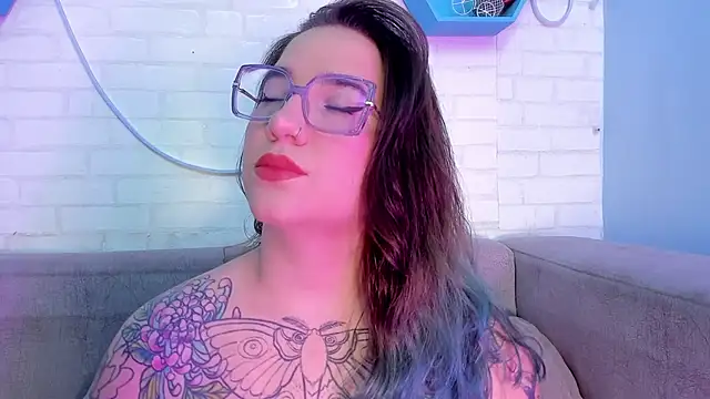 Snapshot of DEVA_BLUE_ chatting on 03/06/25, 03:46 DEVA BLUE online show from 03/06/25, 03:46