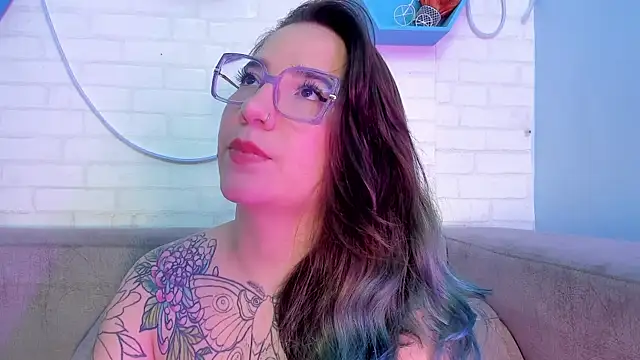 Snapshot of DEVA_BLUE_ chatting on 03/06/25, 06:52 DEVA BLUE online show from 03/06/25, 06:52