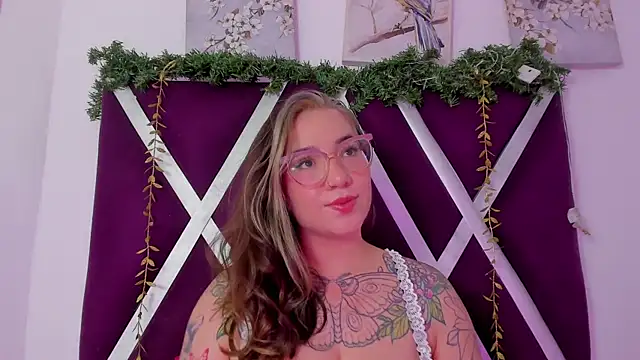 DEVA BLUE  online show from 11/25/25, 04:56