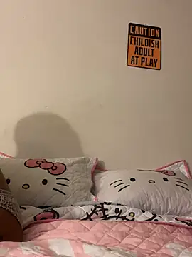 Snapshot of Iceblanca chatting on 02/19/25, 02:23 Iceblanca online show from 02/19/25, 02:23