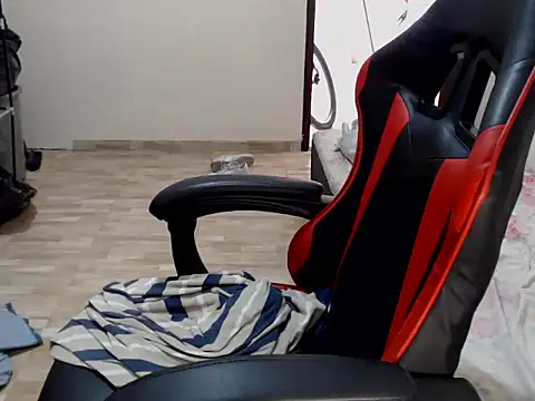 Snapshot of -Marivalda- chatting on 03/01/25, 12:34 -Marivalda- online show from 03/01/25, 12:34