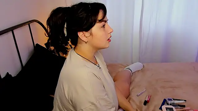 Talla a online show from 11/16/25, 09:04