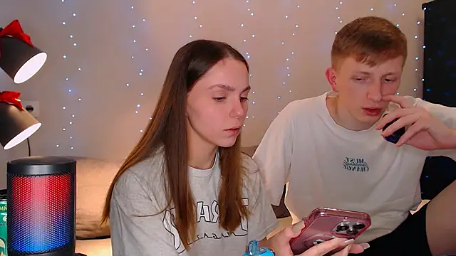 juliaanddima online show from 01/10/25, 08:48