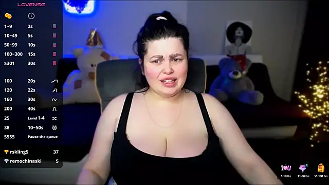 Emily Mo online show from 12/28/24, 09:20