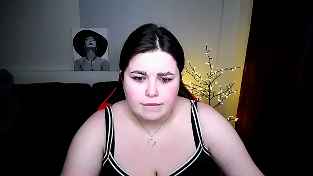 Emily Mo online show from 02/05/25, 06:24