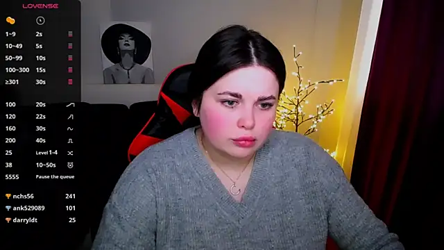 Emily Mo online show from 02/07/25, 09:37