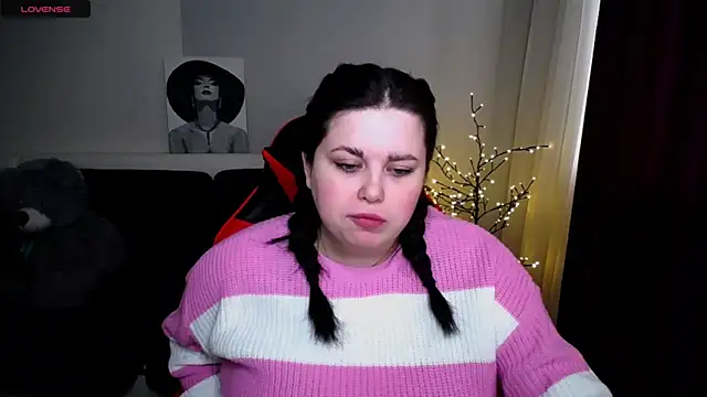 Emily Mo online show from 02/23/25, 09:44