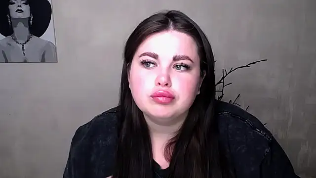 Emily Mo online show from 09/17/25, 05:20