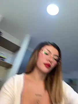 Your Honeey online show from 10/13/25, 09:15