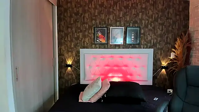 Snapshot of kitty__horny chatting on 02/06/25, 04:58 kitty horny online show from 02/06/25, 04:58