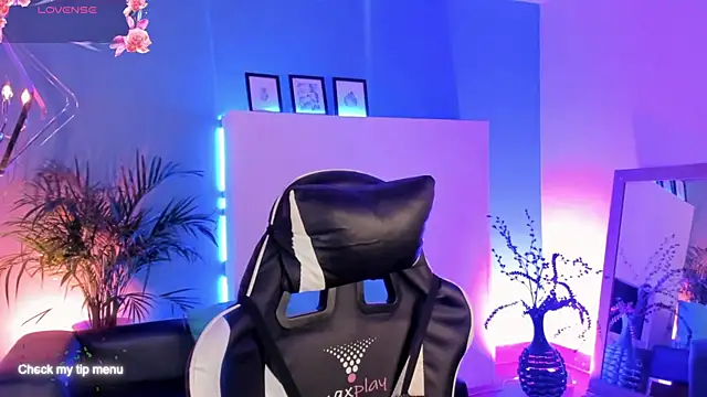 Megan inked online show from 11/17/25, 02:50