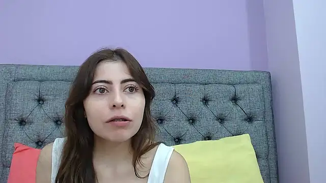 Snapshot of LilaSuni chatting on 12/11/24, 02:22 LilaSuni online show from 12/11/24, 02:22