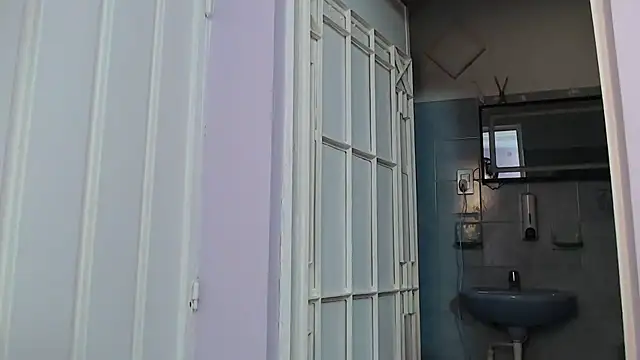 LilaSuni online show from 10/20/25, 06:19