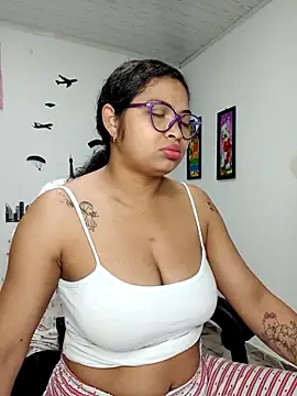 chalohott online show from 11/04/25, 09:19