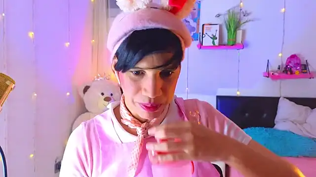 Ariel Femboy  online show from 10/24/25, 03:47