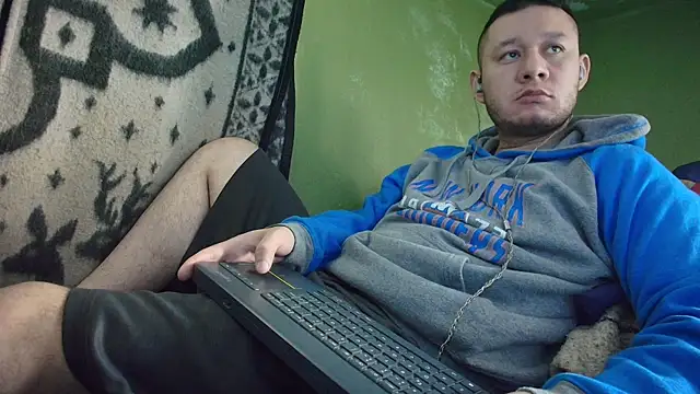 sweet cock28 online show from 11/12/25, 03:56